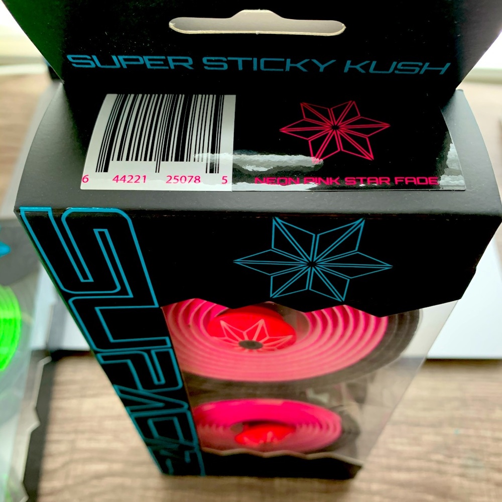 SUPACAZ Super Sticky Kush Star Fade Bling - Aceite liso con tapones de aceite